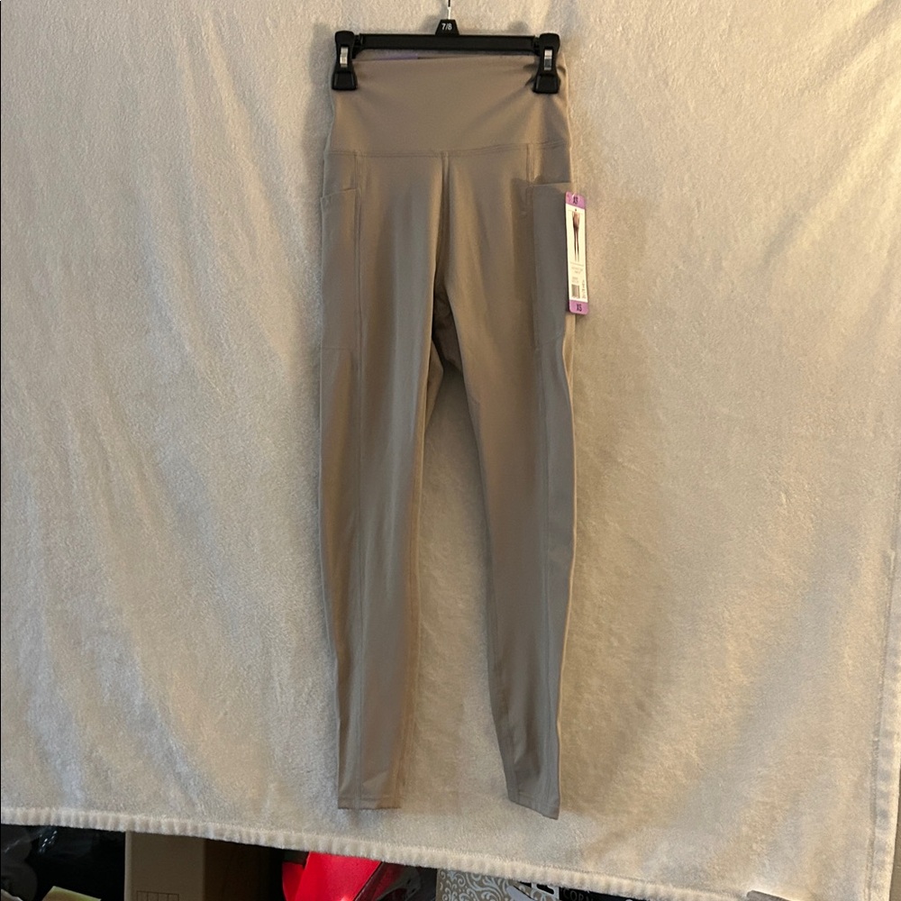Danskin High-Waisted Light Brown Leggings - Picture 4 of 7